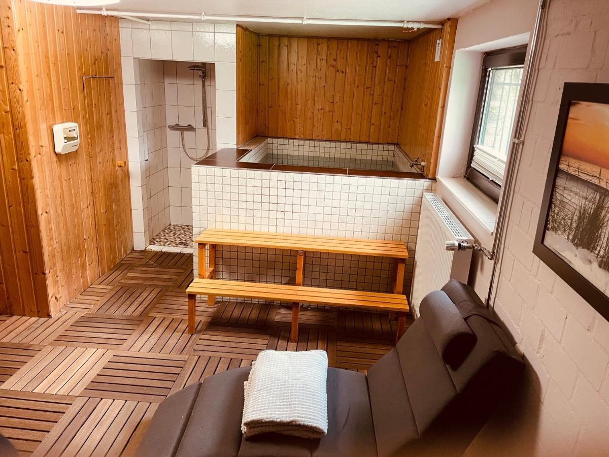 لوبيكه Stylisches Modernes Apartment, Sauna Und Wellness Top Lage المظهر الخارجي الصورة